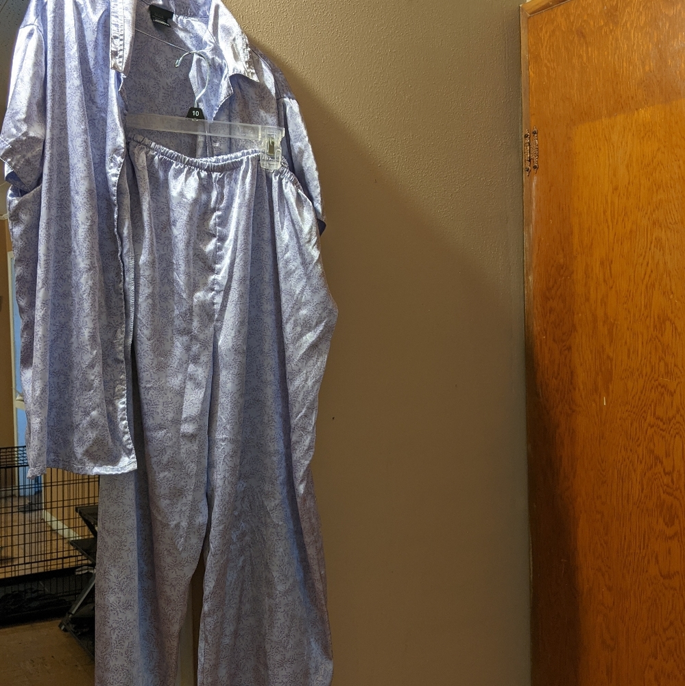 Silk pjs